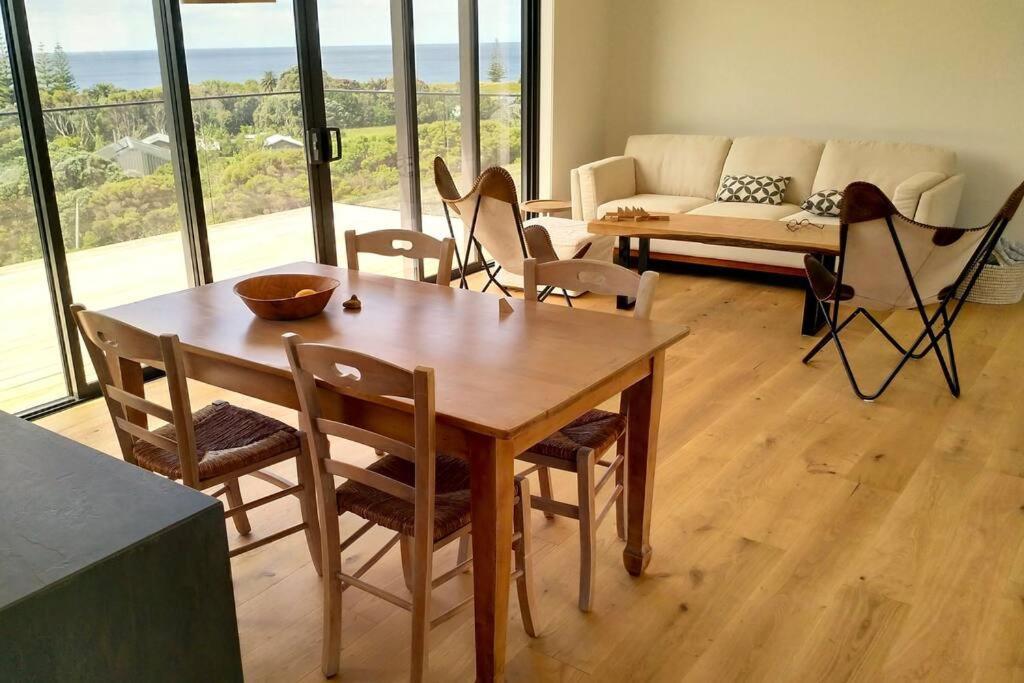Xspot Medlands Beach House - Ocean Views - Short Stroll To The Beach Екстериор снимка